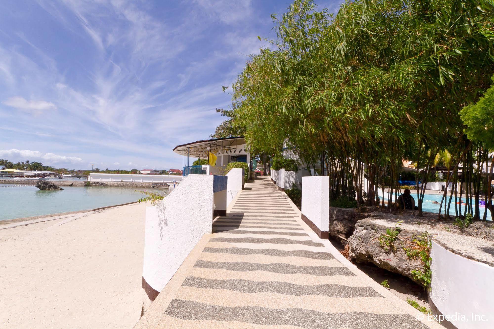 Egi Resort & Hotel Lapu-Lapu City Bagian luar foto